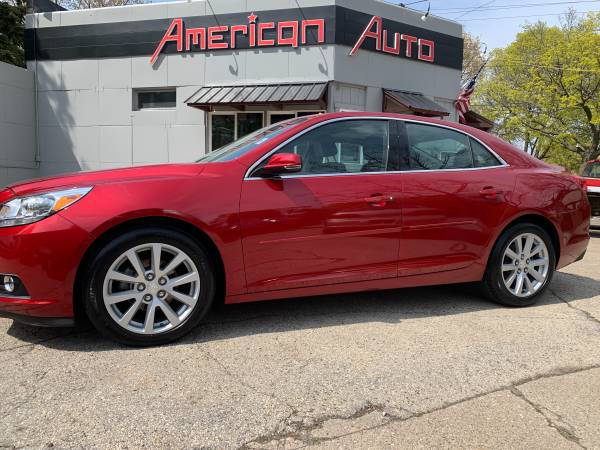 2013 chevrolet malibu LT the cleanest one out there only 70000 for sale in milwaukee, WI