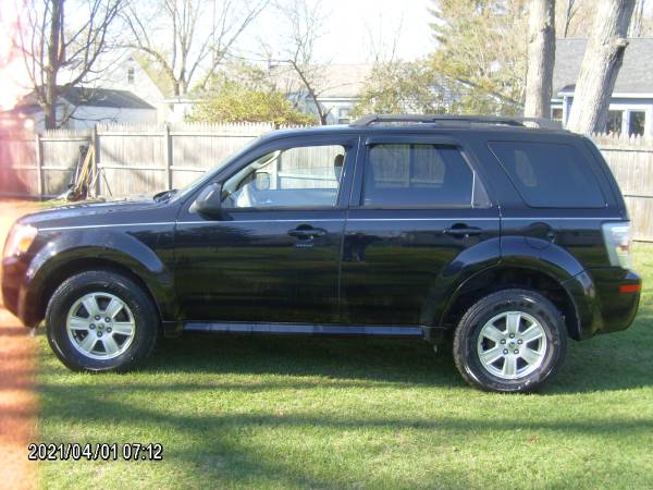 2010 Mercury Mariner AWD loaded-Fresh Inspection great condition for sale in Burlington, VT – photo 2
