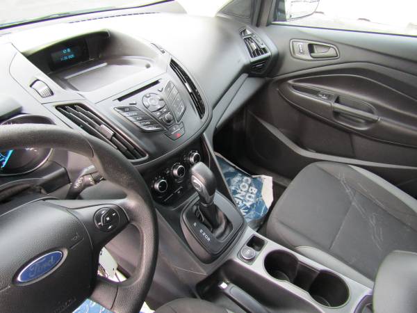 2013 FORD ESCAPE S**LIKE NEW**SUPER CLEAN**MUST SEE**DUAL FRONT/SIDE... for sale in Detroit, MI – photo 15