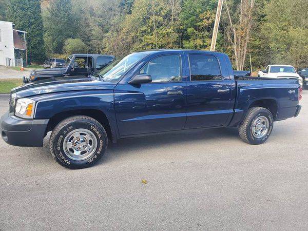 2005 Dodge Dakota ST 4dr Quad Cab 4WD SB EVERYONE IS APPROVED! for sale in Vandergrift, PA – photo 4