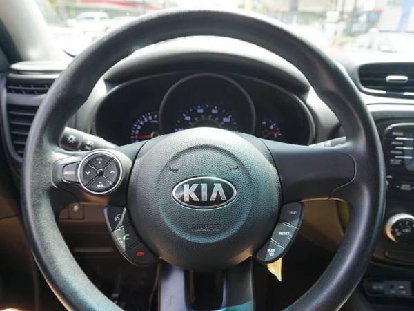 2016 Kia Soul Base - - by dealer - vehicle automotive for sale in Merritt Island, FL – photo 12