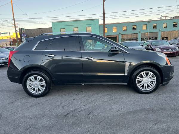 2016 Cadillac SRX Luxury Coll Nevi/back up cam/Sunroof & Clean for sale in Roanoke, VA – photo 5