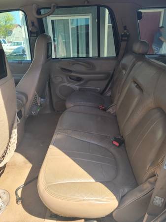 1999 Ford expedition 4x4 Eddie Bauer 3rd row seating for sale in Eltopia, WA – photo 11