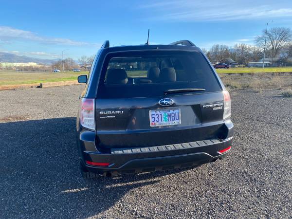 Blue 2013 Subaru Forester All Wheel Drive Sunroof Heated Seats obo for sale in Medford, OR – photo 9