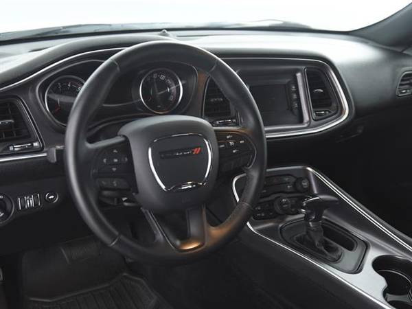 2017 Dodge Challenger R/T Coupe 2D coupe White - FINANCE ONLINE for sale in Lexington, KY – photo 2