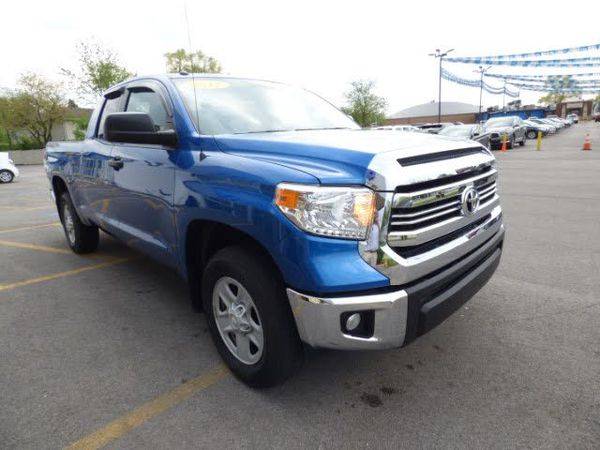 2017 Toyota Tundra SR5 Holiday Special for sale in Burbank, IL – photo 17