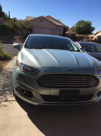 2013 Ford Fusion Hybrid SE - cars & trucks - by owner - vehicle... for sale in Catalina, AZ – photo 2