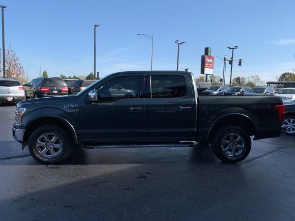2018 Ford F-150 Lariat Crew Cab 4X4 - Low miles! - cars & trucks -... for sale in Oak Forest, IL – photo 4