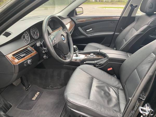 2009 BMW 528 XI Automatic for sale in Crystal Lake, IL – photo 11