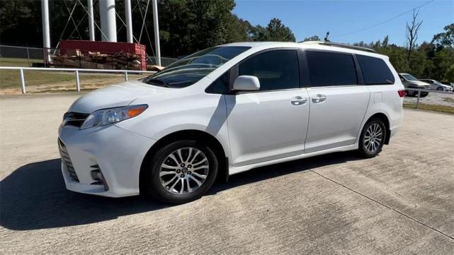 2019 Toyota Sienna XLE for sale in Picayune, MS – photo 4