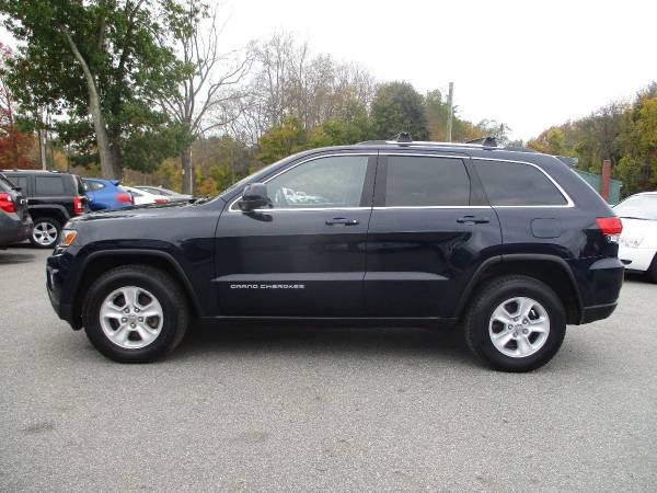 2014 Jeep Grand Cherokee 4x4 4WD Laredo Heated Seats & Wheel SUV for sale in Brentwood, NH – photo 6