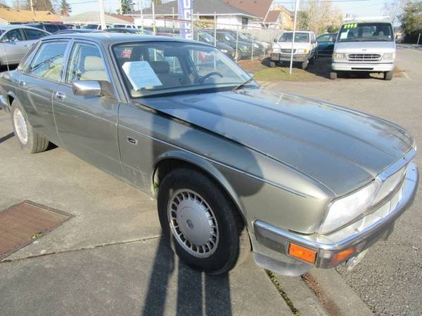 1992 *Jaguar* *XJ* *4dr Sedan Vanden Plas* - cars & trucks - by... for sale in Marysville, WA – photo 3