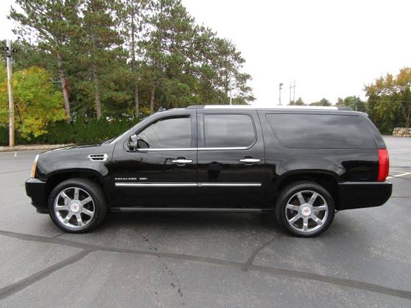 2011 Cadillac Escalade ESV Premium - 4x4 - DVD - Loaded! - cars & for sale in Wisconsin Rapids, WI – photo 8