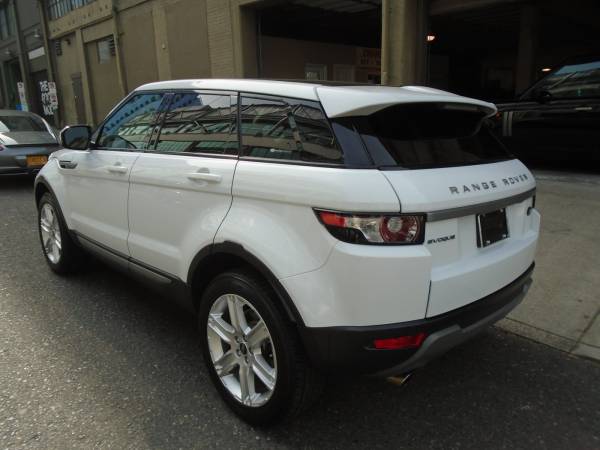 2013 Land Rover Range Rover Evoque Pure Plus Sport Utility 4D - cars for sale in Portland, OR – photo 2