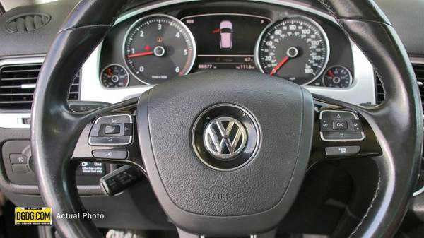 2011 VW Volkswagen Touareg V6 TDI suv Black Uni for sale in San Jose, CA – photo 5