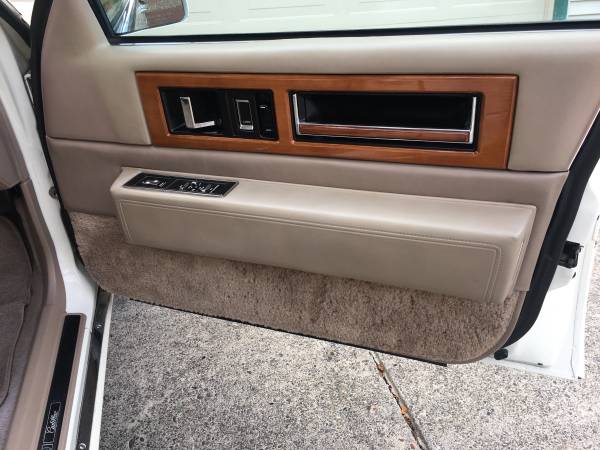 Price reduced... 1989 Cadillac Fleetwood for sale in Vancouver, OR – photo 10