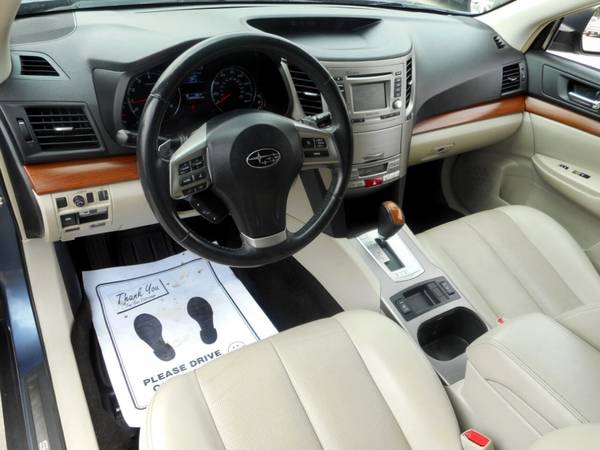 2014 Subaru Outback 4dr Wgn H4 Auto 2 5i Limited for sale in Marion, IA – photo 11