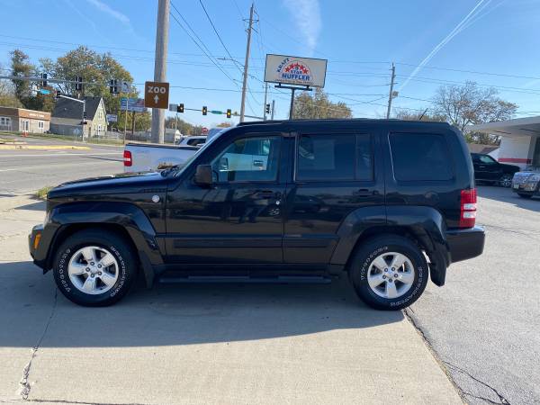 2010 Jeep Liberty Sport 4x4 1-Owner - - by dealer for sale in Des Moines, IA – photo 2