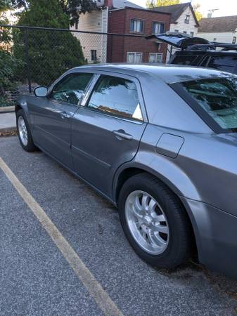 2006 Chrysler 300 for sale (NEEDS ENGINE) - cars & trucks - by owner... for sale in Bronx, NY – photo 2