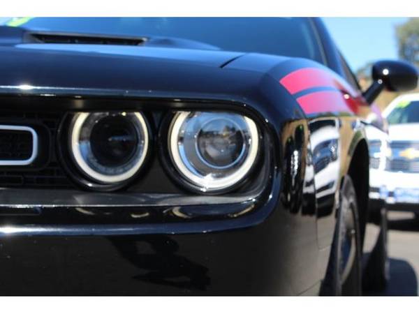 2016 Dodge Challenger coupe SXT (Pitch Black Clearcoat) for sale in Lakeport, CA – photo 12