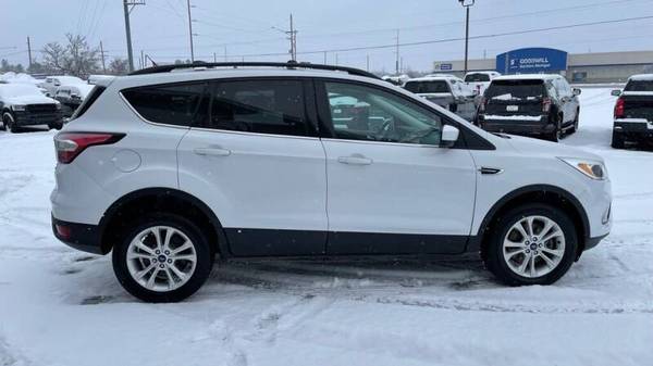 2017 Ford Escape SE AWD 4dr SUV 63, 680 Miles - - by for sale in Gaylord, MI – photo 4
