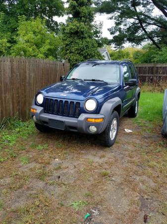 2002 Jeep liberty 4x4 for sale in Muskegon, MI