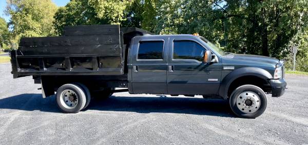 2007 Ford F550 XLT 4WD Dump Truck for sale in Easton, PA