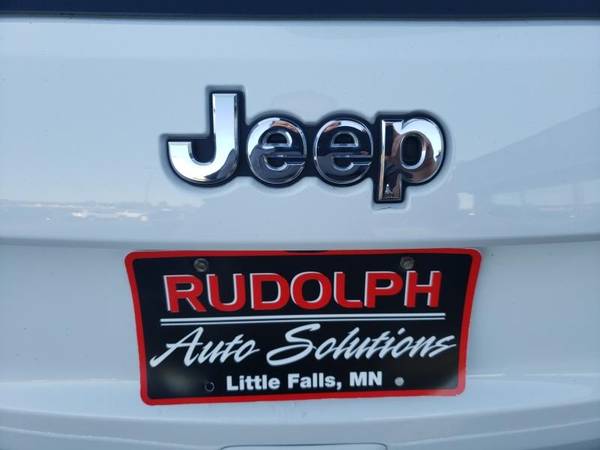 2017 Jeep Grand Cherokee Limited 4WD for sale in Little Falls, MN – photo 9