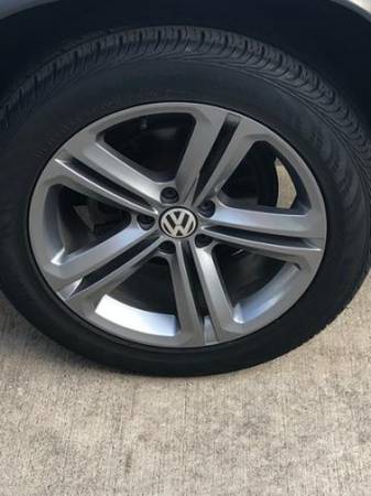2017 Volkswagen Tiguan 2.0T Sport for sale in Opa Locka, AL – photo 6