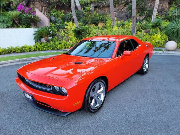 2013 dodge challenger rt Hemi like new Extremely low miles 7k only for sale in Honolulu, HI – photo 5