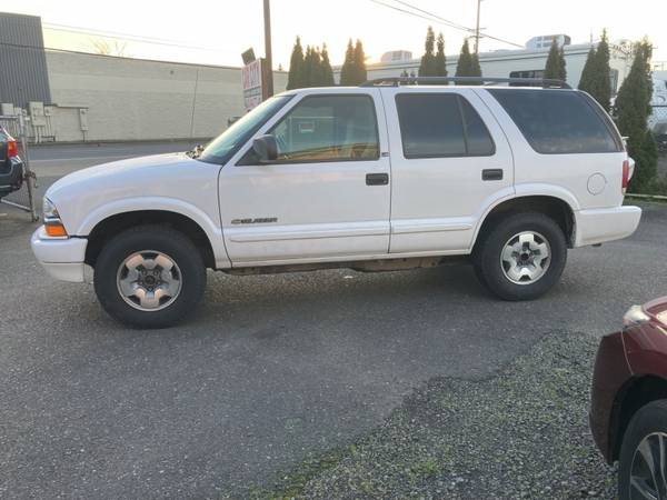 2002 Chevrolet Blazer 4dr 4WD LS Runs & Drive Great Clean Title Nice for sale in Hillsboro, OR – photo 2