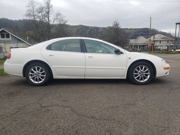 2004 Chrysler 300m (Leather - Clean Title) - - by for sale in Roseburg, OR – photo 6