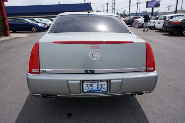 2006 CADILLAC DTS ** LOW MILES * ALL SERVICE RECORDS AVAILABLE ** for sale in Louisville, KY – photo 6