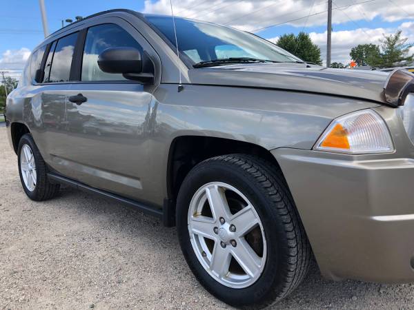 Low Mileage! 2007 Jeep Compass! 4x4! Accident Free! Nice! for sale in Ortonville, OH – photo 12