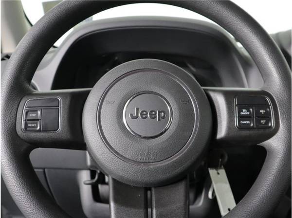 2014 Jeep Patriot Altitude Edition Sport Utility 4D SUV Patriot Jeep for sale in Burien, WA – photo 15