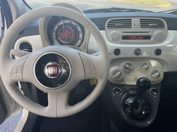 2015 FIAT 500 Pop AUTO CLEAN CARFAX GREAT COLOR USB PORT CLEAN for sale in Sarasota, FL – photo 13