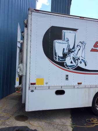 International 4700 Box Truck for sale in Princeton, NJ – photo 2