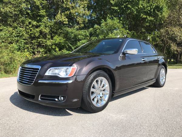 2012 Chrysler 300 C with luxury package for sale in Springfield, MO