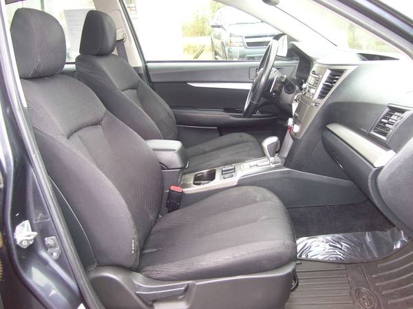 2010 Subaru Legacy Premium AWD for sale in Alliance, OH – photo 6