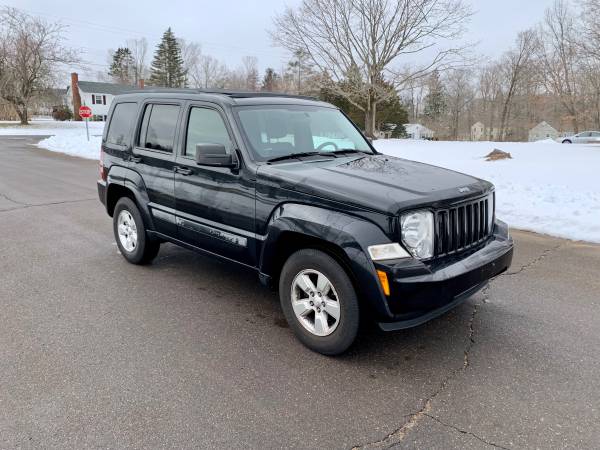 2010 Jeep Liberty, 4x4, 138k miles , automatic, has Bluetooth for sale in Branford, CT – photo 5