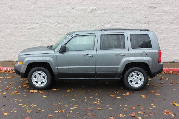 2013 JEEP PATRIOT 4X4 - 80,114 MILES - VERY NICE - cars & trucks -... for sale in Corvallis, OR – photo 2