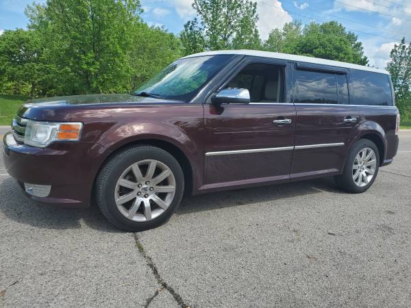 09 FORD FLEX LIMITED AWD- LOW MILES, DVD NAV, B-UP CAMERA, ALL... for sale in Miamisburg, OH – photo 5