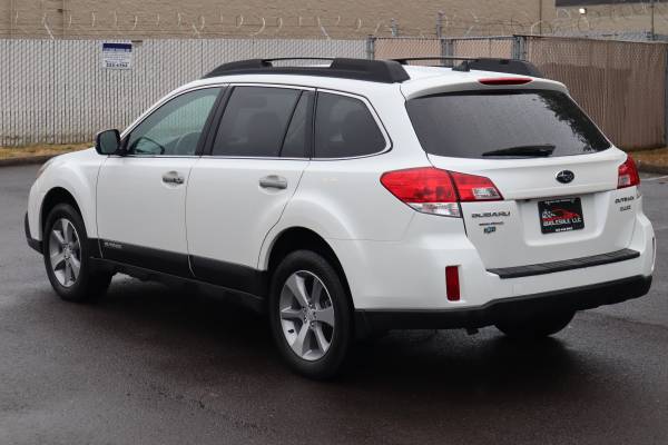 2013 Subaru Outback Limited - LEATHER / MOONROOF / 1 OWNER / LOW... for sale in Beaverton, OR – photo 4