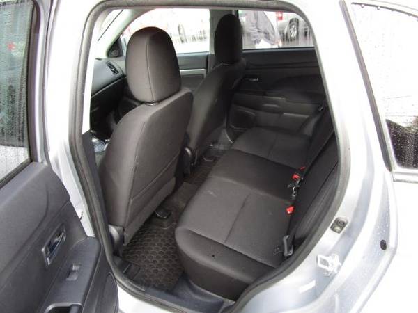 2011 Mitsubishi Outlander Sport 2WD 4dr CVT ES - cars & trucks - by... for sale in Maple Shade, NJ – photo 11