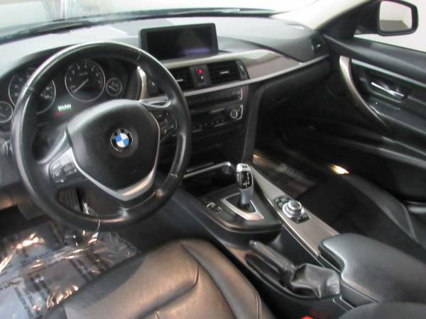 2013 BMW 3 Series 328i xDrive AWD 4dr Sedan - - by for sale in Fairfield, OH – photo 9