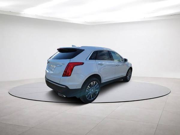 2018 Cadillac XT5 Premium Luxury FWD - - by dealer for sale in Clayton, NC – photo 8
