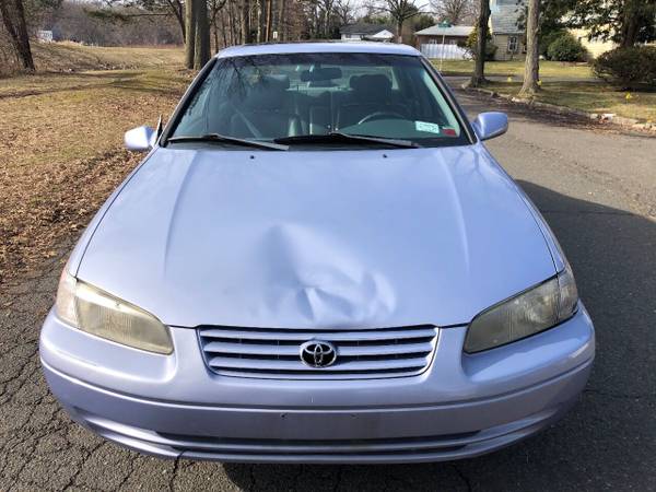 1997 Toyota Camry - Ready to drive - cars & trucks - by dealer -... for sale in Elizabeth, NJ – photo 2