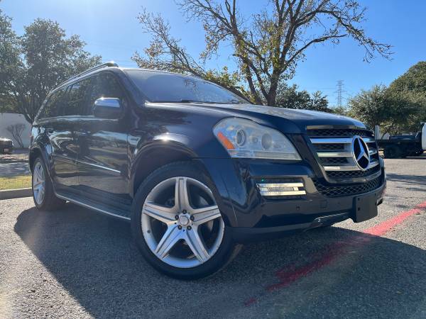 2010 Mercedes Benz GL550 4MATIC, CLEAN TITLE! EXCELLENT! - cars & for sale in Dallas, TX – photo 2