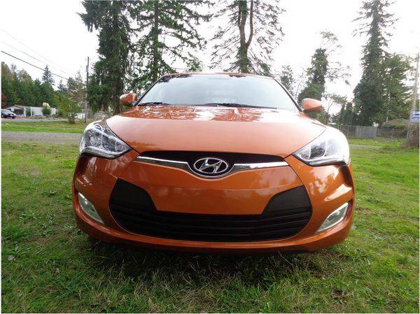2017 Hyundai Veloster Value Edition Coupe 3D FREE CARFAX ON EVERY... for sale in Lynnwood, WA – photo 3