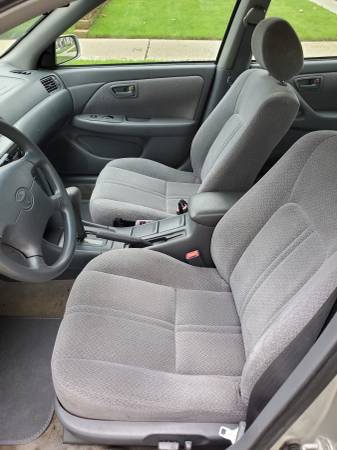 2000 Toyota Camry LE for sale in milwaukee, WI – photo 7